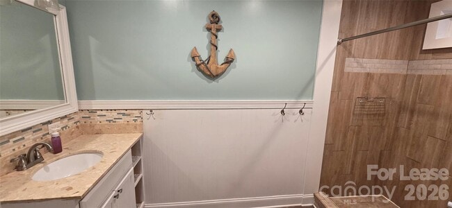 Building Photo - 383 Water St