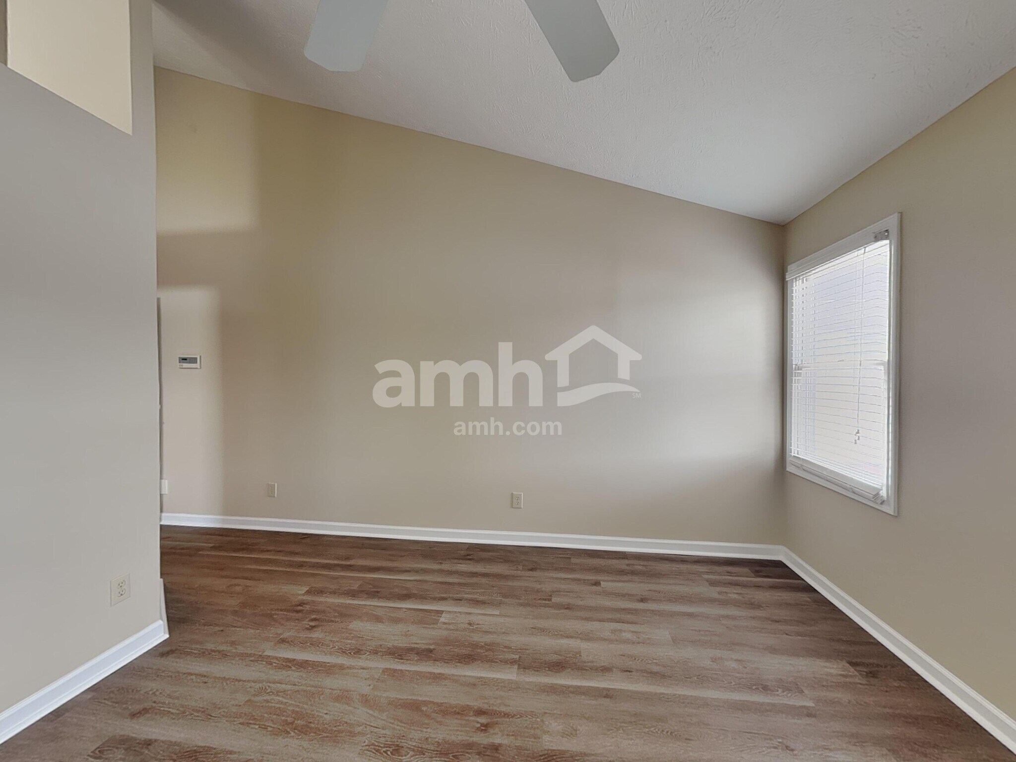 Building Photo - 4741 Common View Cir