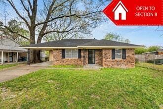 Building Photo - Fully Renovated Whitehaven Gem - Open To Section 8