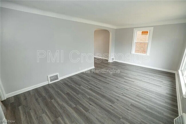 Building Photo - 5194 Homewood Ave