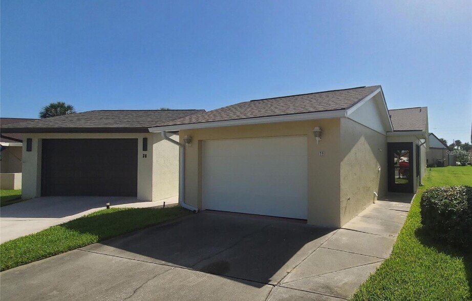 Building Photo - 39 Pebble Beach Cir