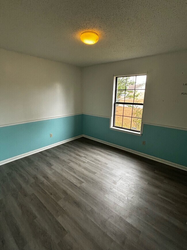 Building Photo - 728 Timber Ridge Trail