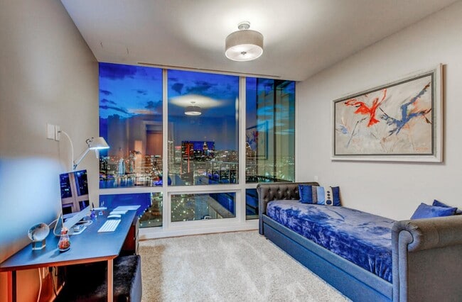 Building Photo - 300 International Drive