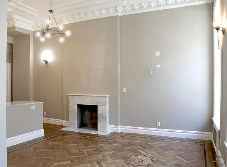 Building Photo - 38 E 73rd St