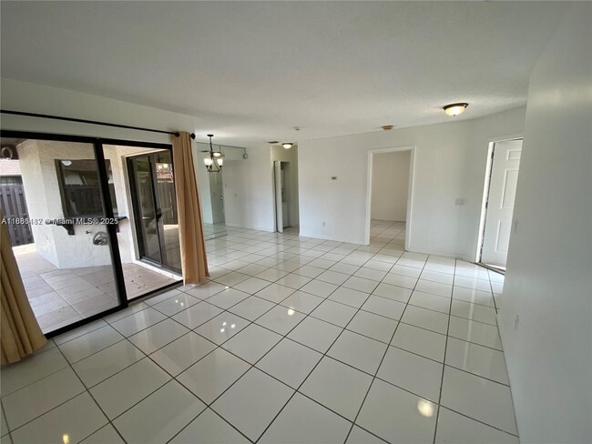 Building Photo - 14965 SW 49th Ln