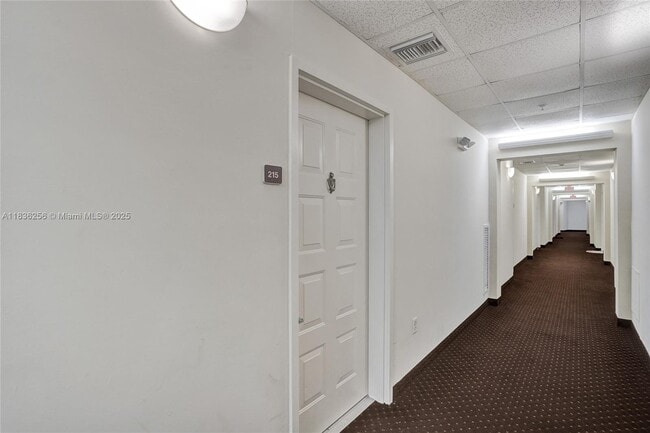 Building Photo - 1200 Town Center Dr
