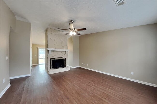 Building Photo - 2760 Blarney Way NW