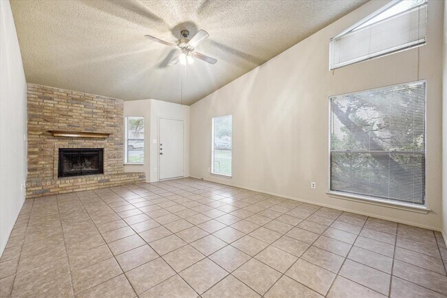 Primary Photo - 702 Rollingway Dr