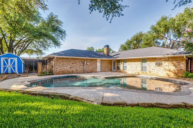 Building Photo - 2020 Normandy Dr