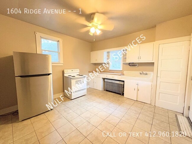 Building Photo - 2 bed, 1 bath unit in Braddock