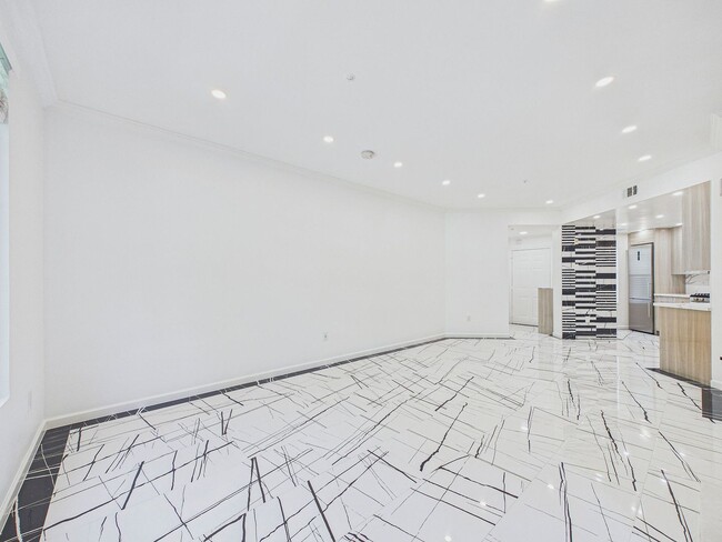 Building Photo - Stylish & Updated 1BD/1BA Condo in Secure Caldecott Community – Parking + In-Unit Laundry