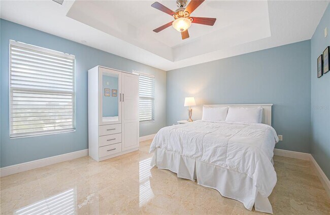 Building Photo - 15 Somerset St