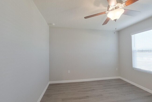 Building Photo - 4397 SW 85 Ln