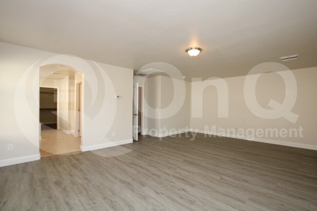 Building Photo - 2679 N Riley Rd