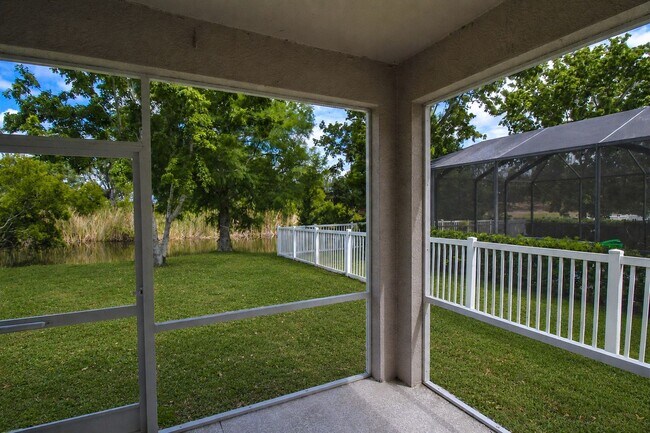 Building Photo - Lakeview 4-Bedroom, 2.5-Bath Annual Rental in Lakewood Ranch/Greenbrook