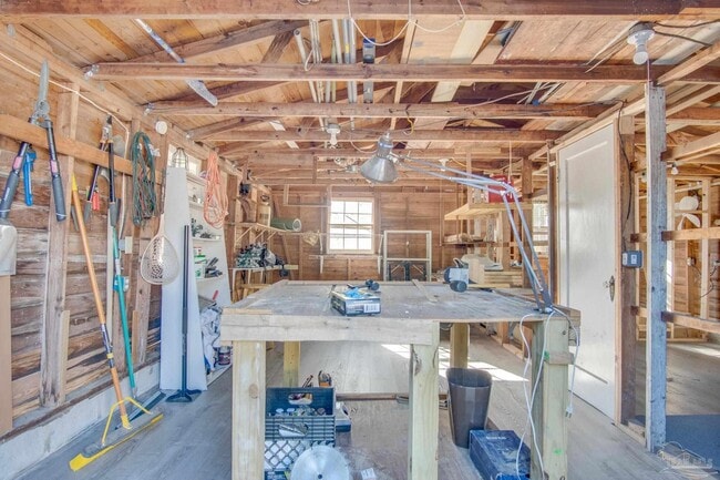 Building Photo - 2303 N 20th Ave