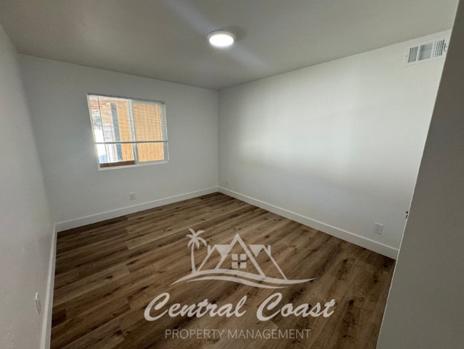 Building Photo - 0 E Grant St