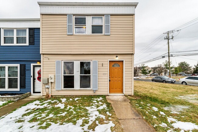 Primary Photo - Three Bedroom House In Rosedale