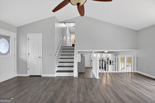 Building Photo - 5205 Maltdie Ct NE