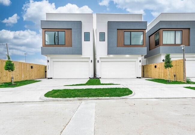 Building Photo - 3509 McIlhenny St