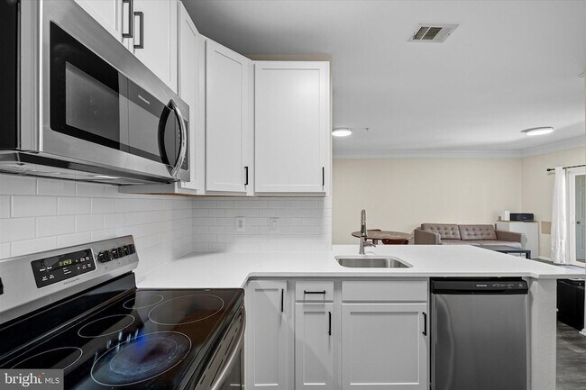 Building Photo - 1591 Spring Gate Dr.