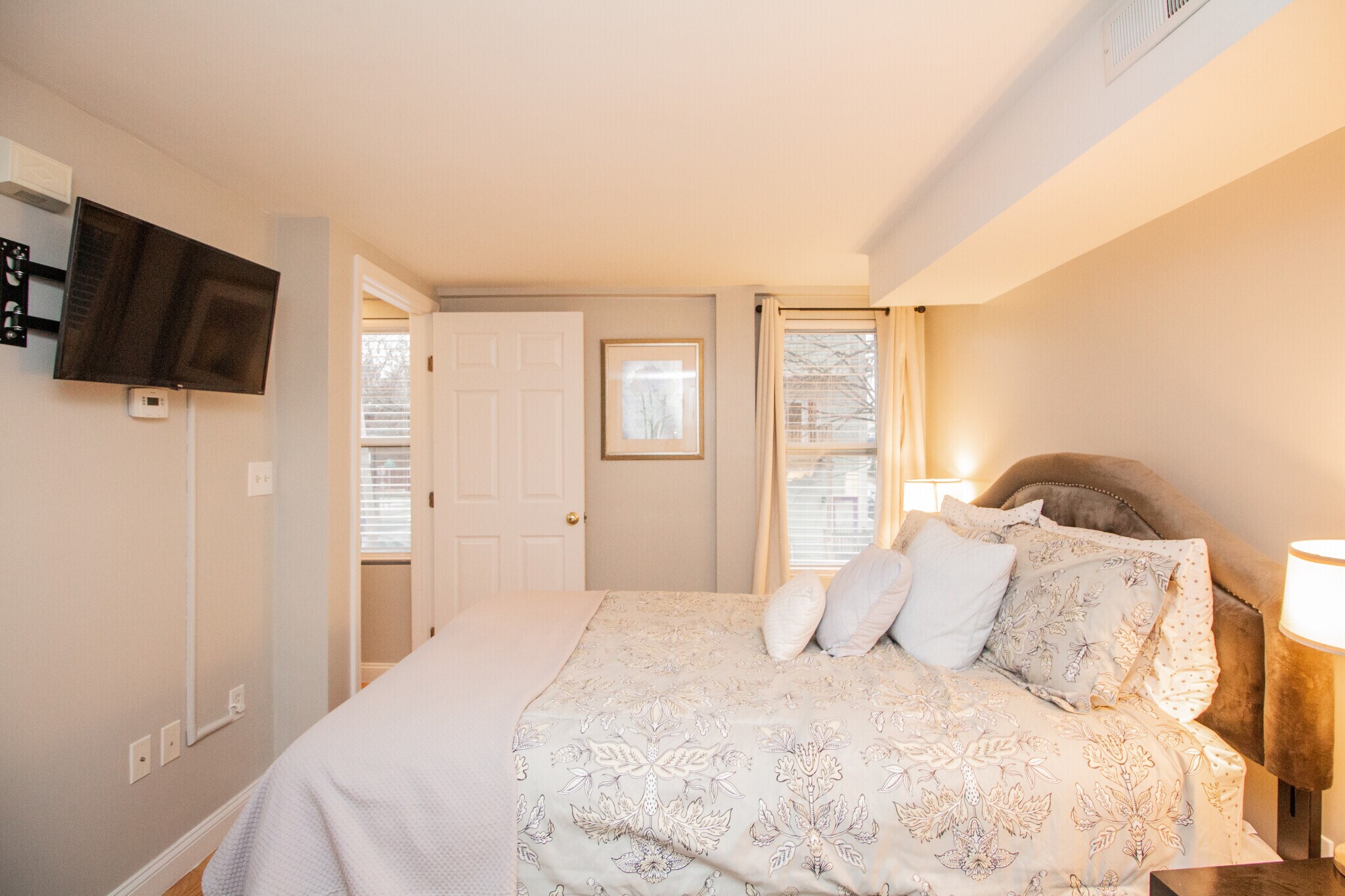 Building Photo - 30 Jay St