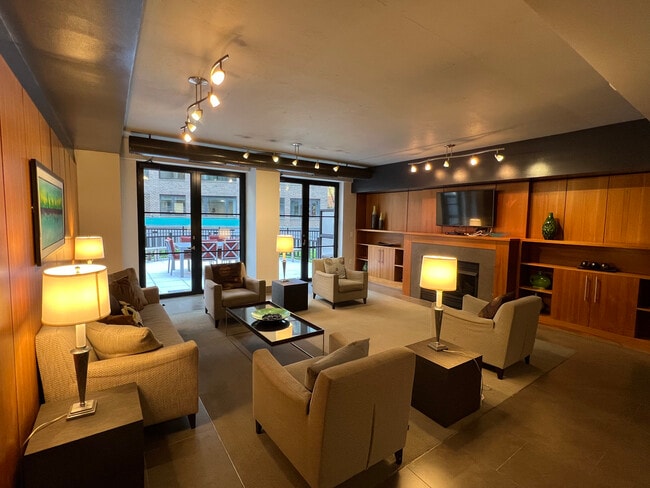 2nd Floor common Lounge - 1133 14th St NW