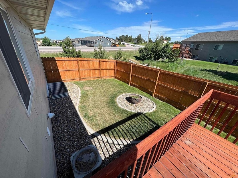 Building Photo - 6905 Mulberry Dr