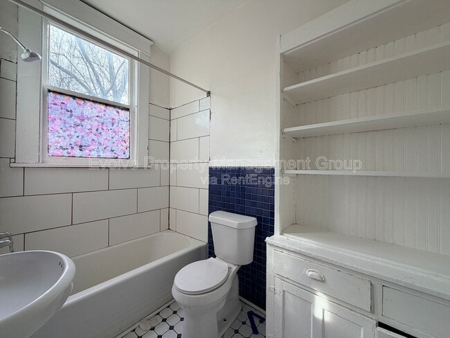 Building Photo - 1283 Harbert Ave