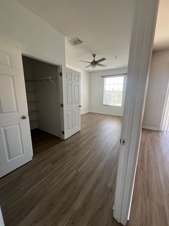 Building Photo - Stunning 3-Bed / 2-Bath Condo in Hunters Creek – Prime Orlando Location