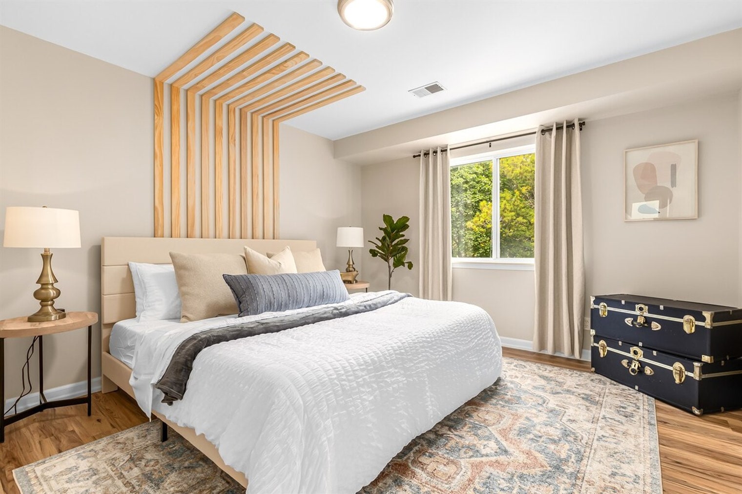 Building Photo - 18443 Sharon Ln