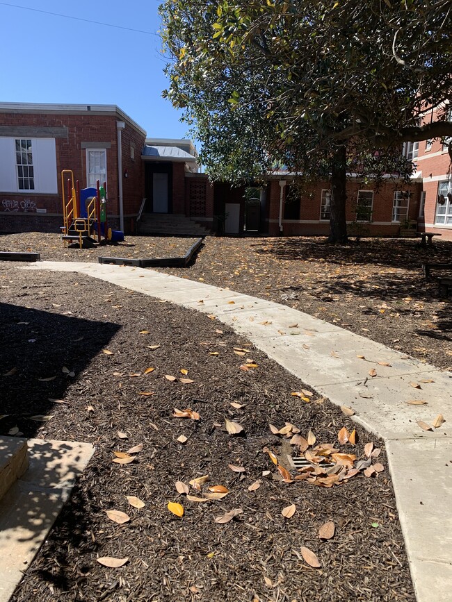 Building Photo - Claflin School Apartments