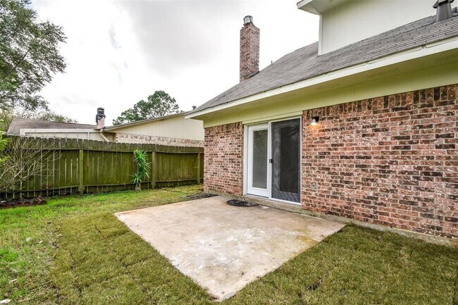 Building Photo - 2110 Whiteback Dr