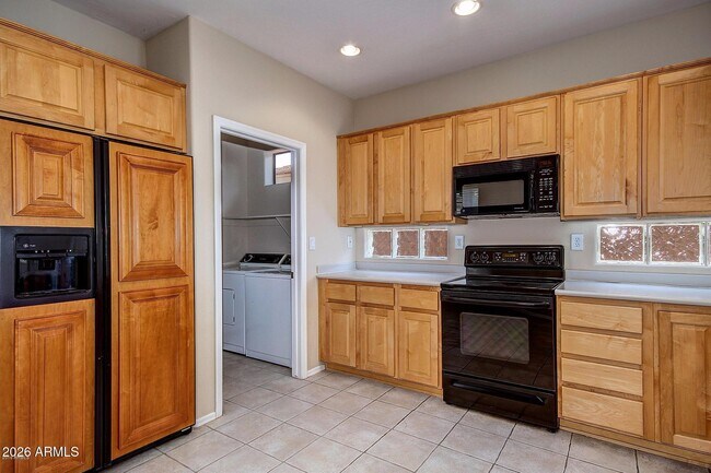 Building Photo - 2461 W Muirfield Dr