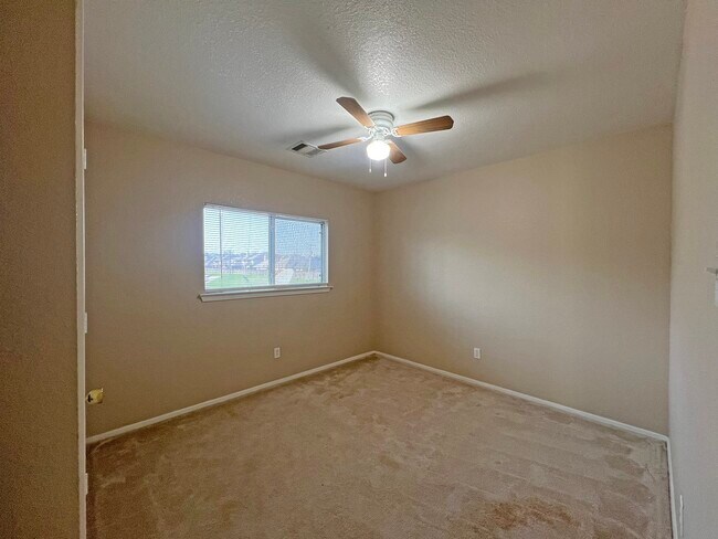 Building Photo - 21016 Alden's Oak