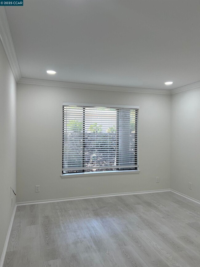 Building Photo - 1443 Rockledge Ln