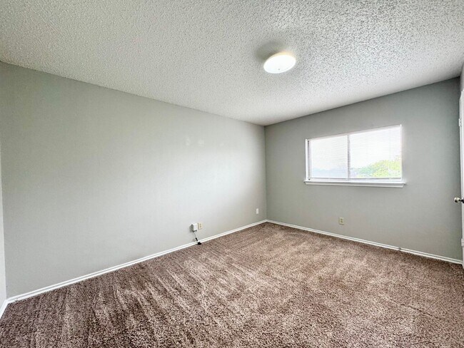 Building Photo - Welcome Home New Fridge, New Stove!