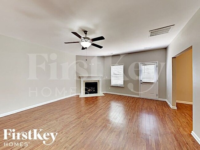 Building Photo - 15535 Lakepoint Forest Dr