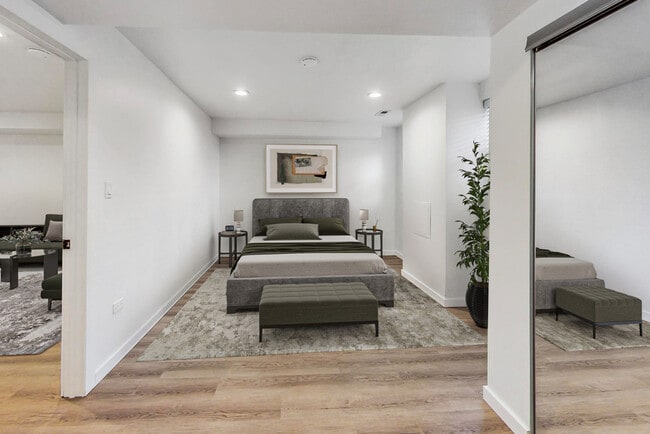 Building Photo - 2002 W Coulter St