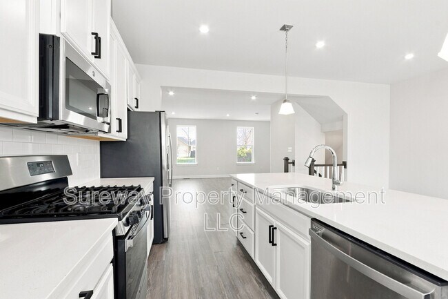Building Photo - 126 Nathan Dr
