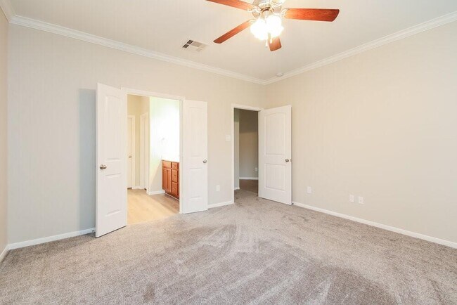 Building Photo - 123 Pike Mill Pl