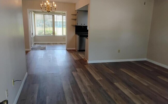 Building Photo - 8328 SW 106th Pl