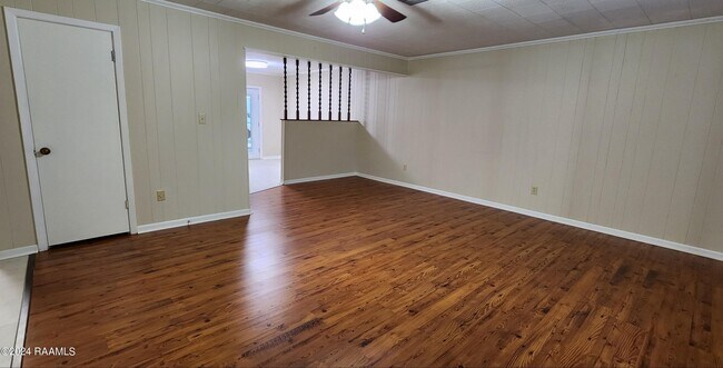 Building Photo - 403 Bell Downs Dr