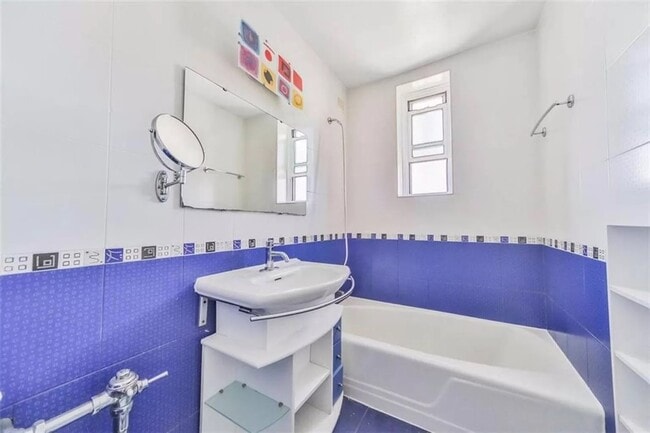 Building Photo - 1801 Ocean Ave