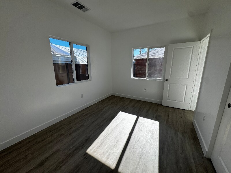 Building Photo - 25514 Walker St