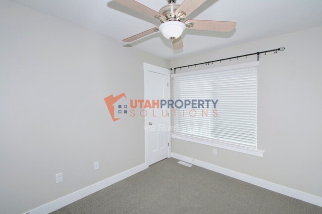 Building Photo - 12272 S Macdill Ct
