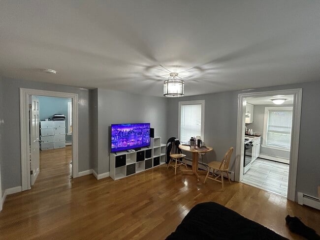 Building Photo - 50 Hichborn St