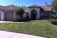 Building Photo - 1923 E Desert Island Dr