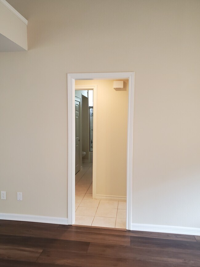 Building Photo - 4424 Windhaven Ln
