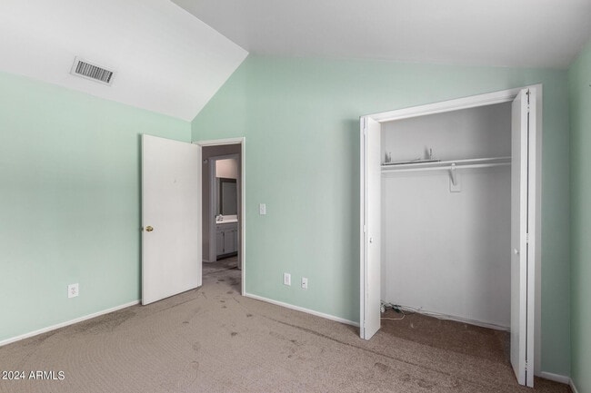 Building Photo - 6533 N 7th Ave